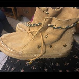 Laid back London boots worn once